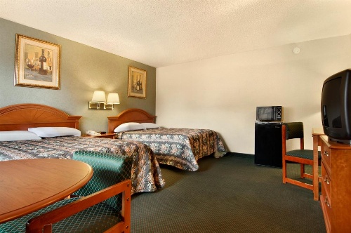 Days Inn by Wyndham Branford New Haven Conference Center image 2